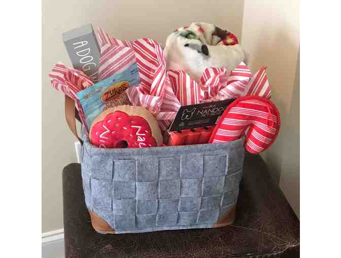 Candy Cane Holiday Gift Pack - Photo 1