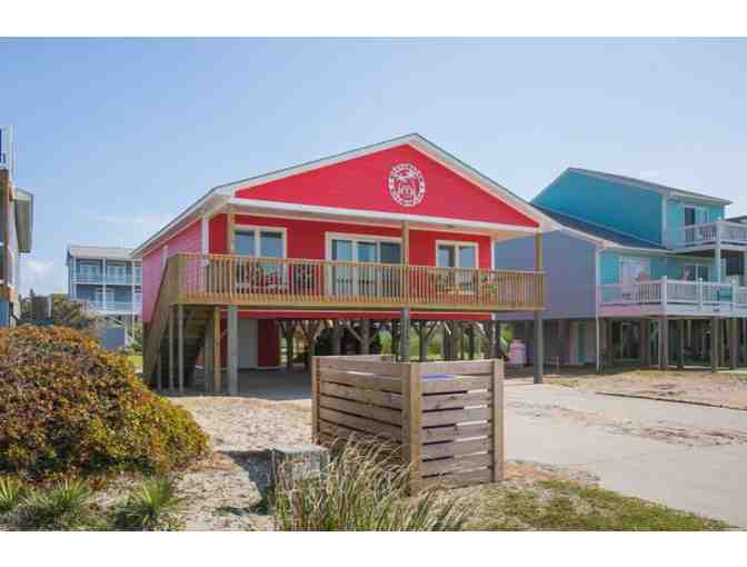 Oak Island 4 Bedroom Beach House