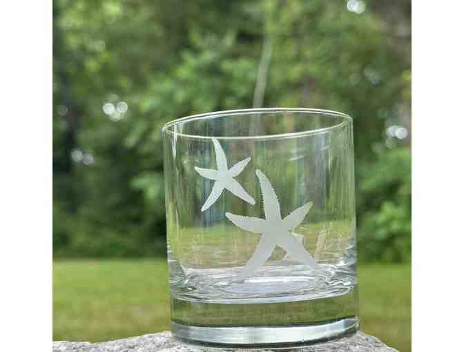 FOUR SHELL-THEMED GLASSES