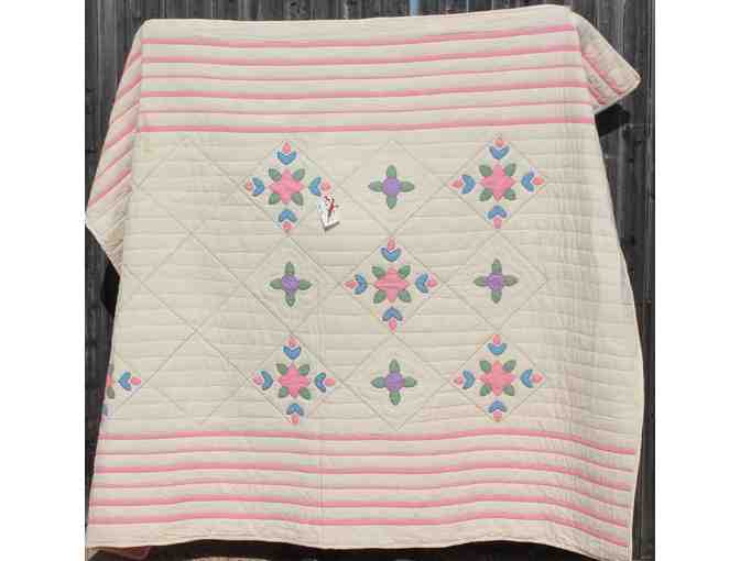 Antique Quilt, appliqued top