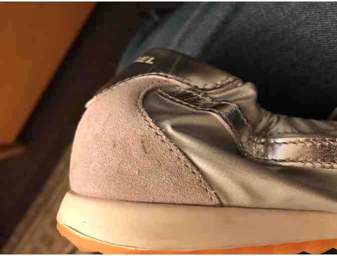 Diesel GirlKode Silver Sneakers Size 8.5 Women's