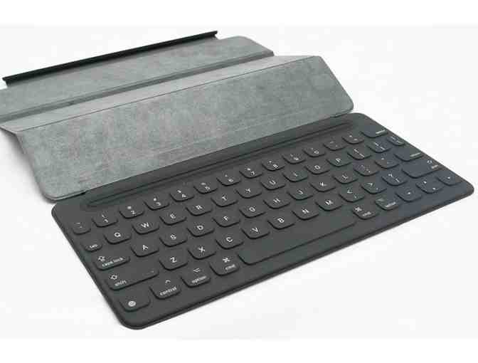 Apple iPad Smart Keyboard for 9.7 inch iPad Pro