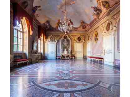LIVE: 5-night Stay at Italian Castle plus Wine Tastings and Ancient Cellar Tours