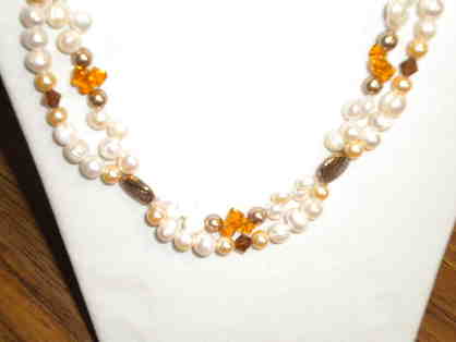 Necklace - Faux Pearl with Shell pattern