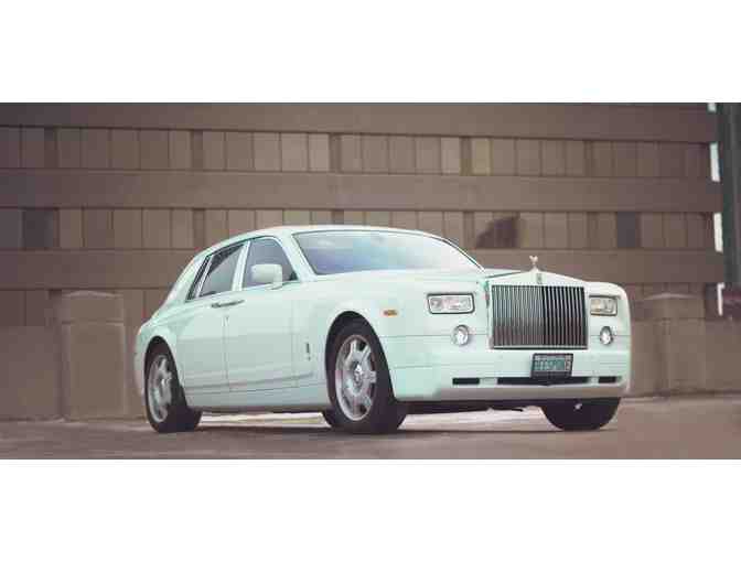 4 Hour Luxury Chauffeur Limousine Ride in a Rolls-Royce Phantom (LOT 2)