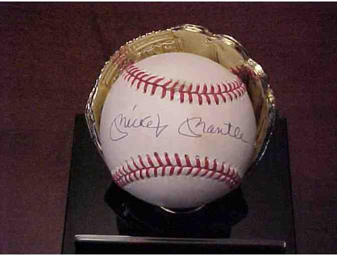 Mickey Mantle Autographed Baseball - Photo 1