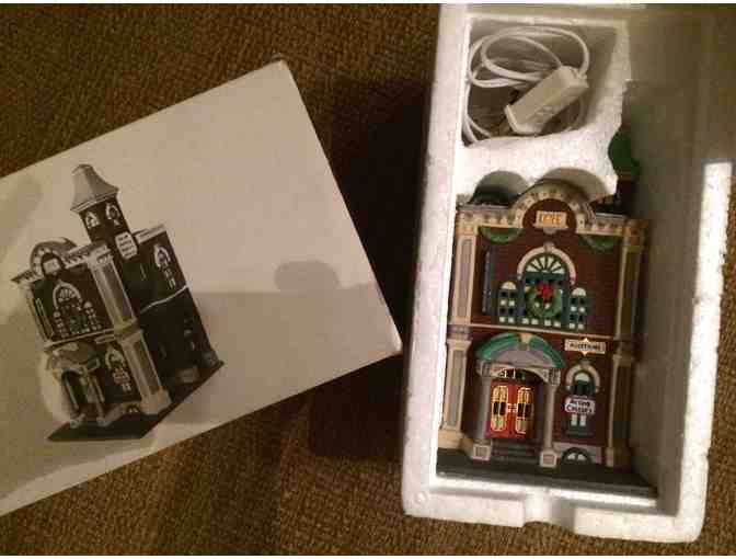 HERITAGE VILLAGE DEPT 56 CHRISTMAS IN THE CITY 1991 '1875 ARTS ACADEMY'