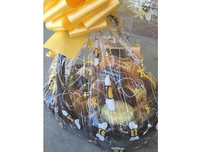 Bennett's Honey Farm Basket