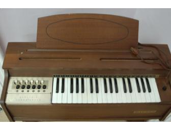 Vintage 1960's Magnus Electronic Chord Organ