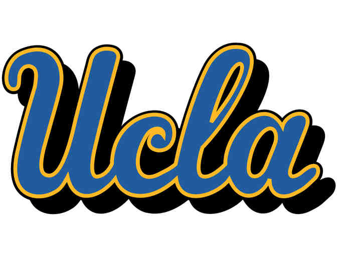 2019 UCLA Softball Batgirl for a Game! - Photo 1