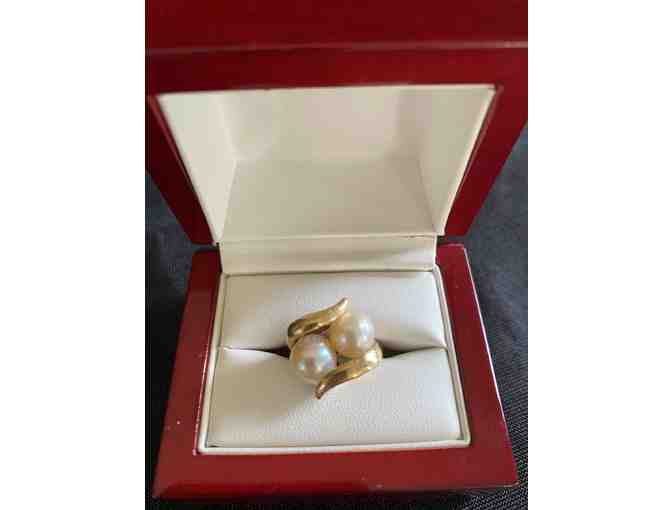 Vintage 14 Karat Yellow Gold Pearl Ring