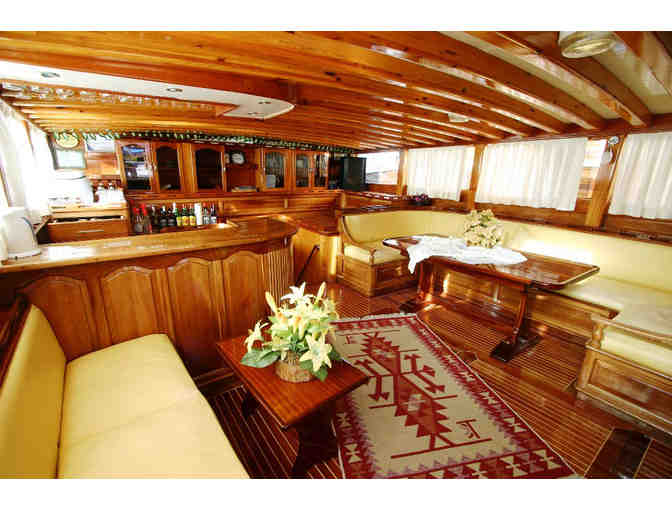 5day/4 night Private luxury yacht for 6 in Bahamas