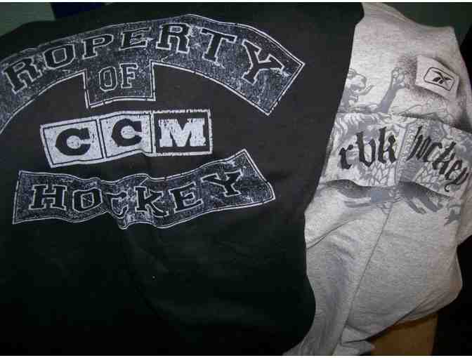 Junior hockey stick with bag, and 2 t-shirts from 2nd Ave Sports