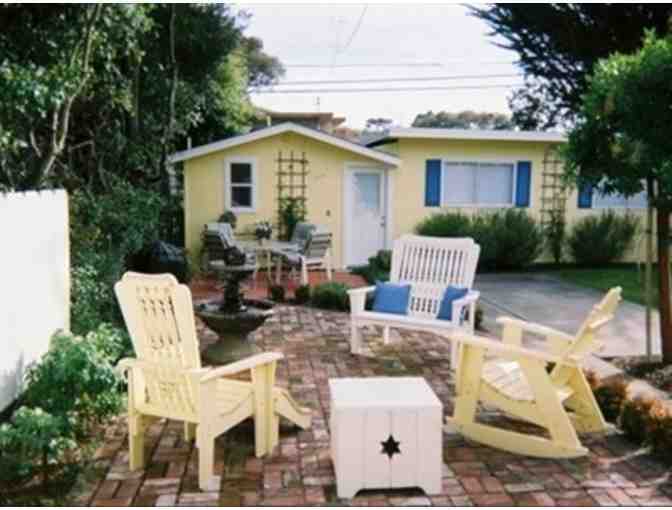 Pacific Grove Cottage and Dinner Getaway