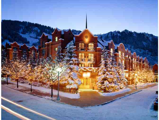 THE ULTIMATE ASPEN EXPERIENCE