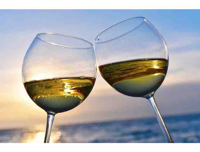 COCKTAIL CRUISE FOR 6 ON THE 'TEASER' HOSTED BY A STLM FAMILY