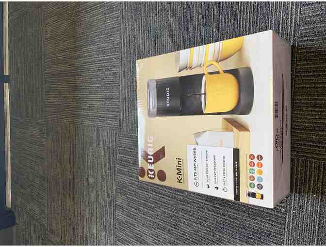 KEURIG K-MINI SINGLE SERVE COFFEE MAKER