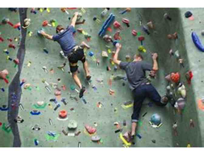 INDOOR CLIMBING GYM FOR 2