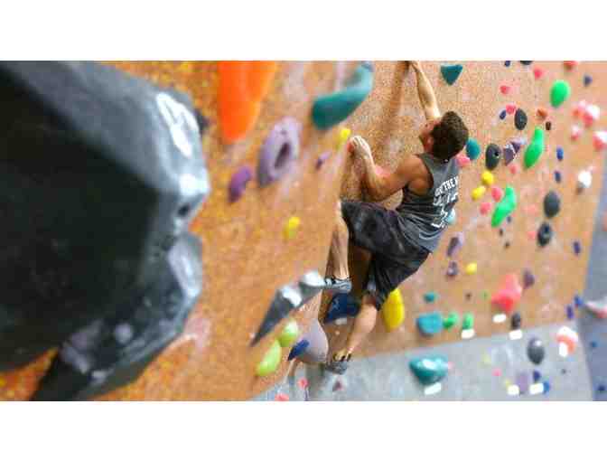INDOOR CLIMBING GYM FOR 2