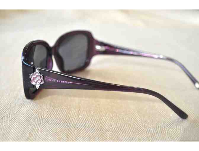 Ladies Sunglasses by Tommy Bahama
