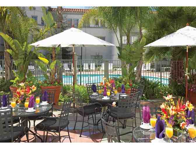 Marriott San Mateo - 2 Night Weekend Stay with  Breakfast for 2 and Parking