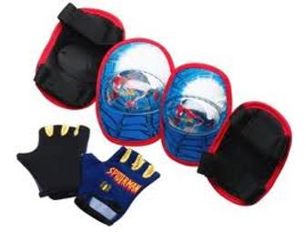 Spiderman Helmet, Water Bottle and Pad Set