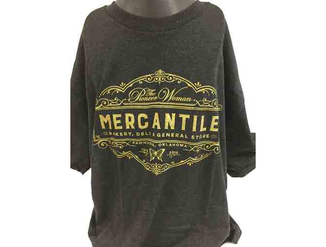 Pioneer Woman Mercantile Gift Basket