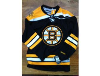 Bruins Team Jersey Autographed by the 2011-2012 Bruins - Reigning Stanley Cup Champions!!!