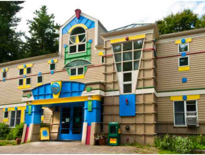 Discovery Museums - Admission for Four - Hands On - Minds at Play!