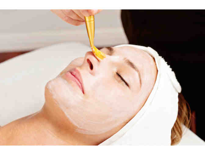 Christine's Day Spa & Electrolysis - Refresher Facial