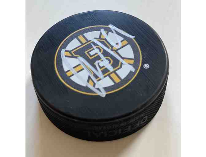 Boston Bruins Chris Wagner Autographed Puck