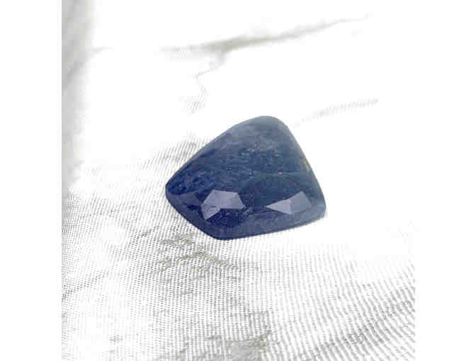 VIVAAN Sapphire Stone and Bespoke Jewelry - Blue-Green Sapphire