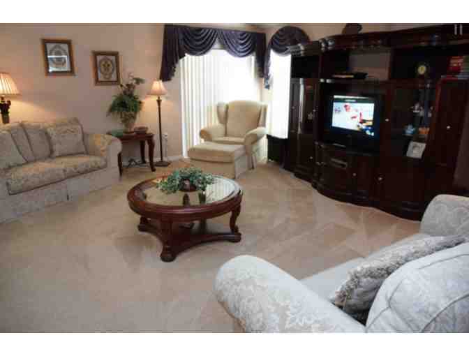 2 Nights at a Luxury 3-bedroom Home Near Disney, Florida