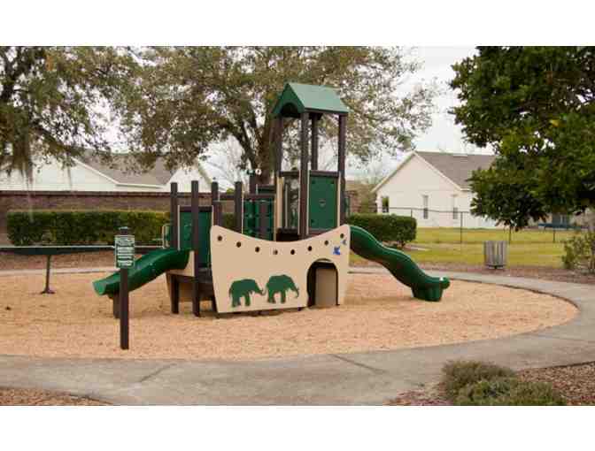 2 Nights at a Luxury 3-bedroom Home Near Disney, Florida