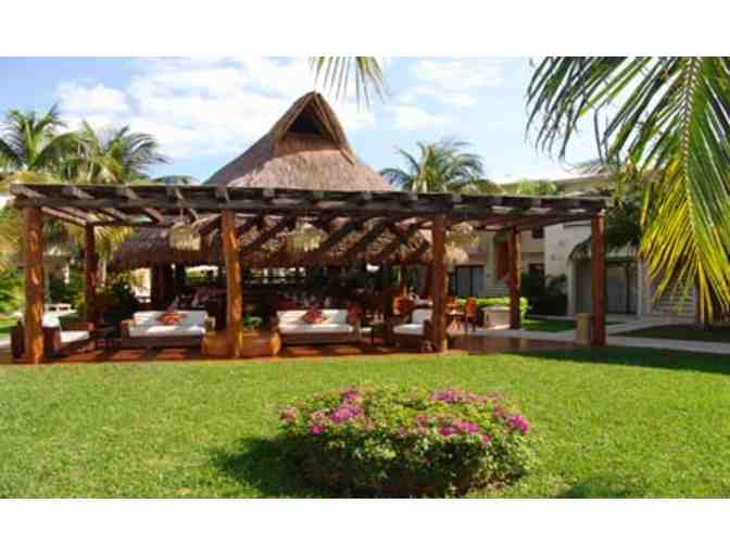 7 Days & 6 Nights in Cancun PLUS 3 Days & 2 Nights in Miami!