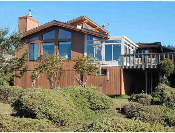 Paradise Found at Mendocino Beach House