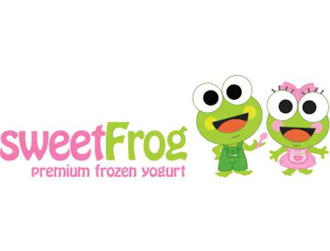 Ice Skating at Veterans Memorial Skating Rink with Harry's Pizza and Sweet Frog