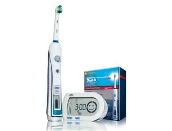 Oral B 5000 Electric Toothbrush