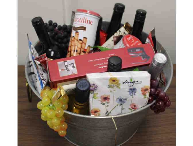Michigan Wine and Chocolate Basket