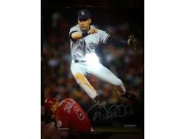 Autographed Yankee Shortstop Derek Jeter Jump Throw 8x10 Photograph