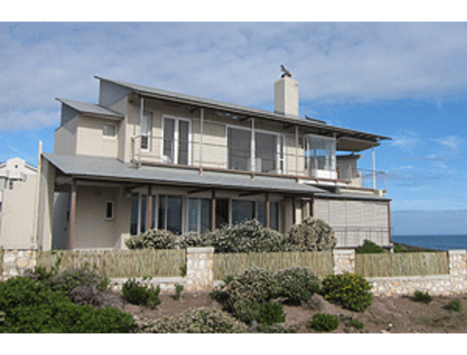 Self-catering accommodation in Western Cape, South Africa (7 days, 6 nights)