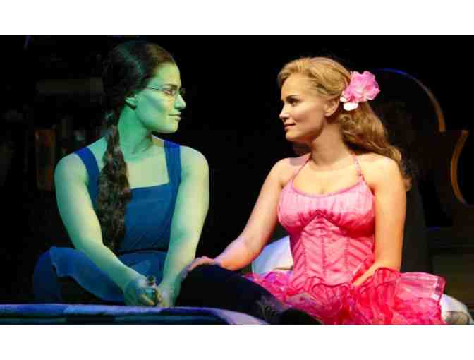 Wicked The Musical: Exclusive Performance with Idina Menzel and Kristin Chenoweth