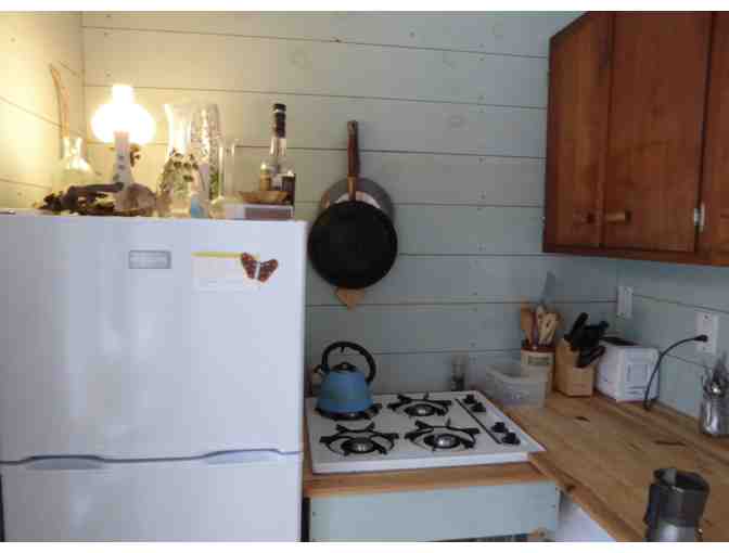 5-Night Handbuilt Cabin Retreat for Vermont Adventures