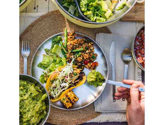 Hydro Flask Outdoor Dining Set