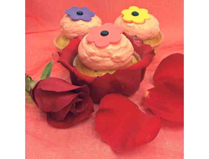 Red Velvet Cupcakery $25 Gift Card