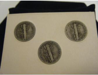 3 piece 1942 ciculated dime set & JFK 5 Cent Stamp!