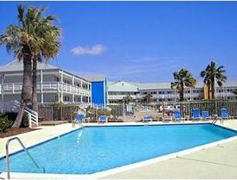 Inn at the Waterpark - 2 Nights for 2 in Galveston, TX