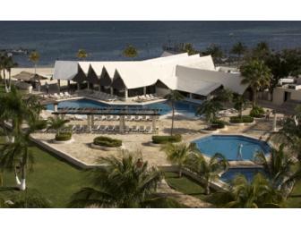Cancun Paradise: Choose from 2 Family Resorts