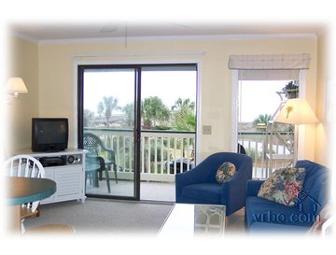 5 Day/4 Night Stay at Oceanfront Condo in Isles of Palms, South Carolina and One Hour Carriage Tour
