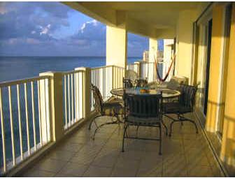 7 Nights for up to 6 People at Vista Dulce Condo in Cozumel